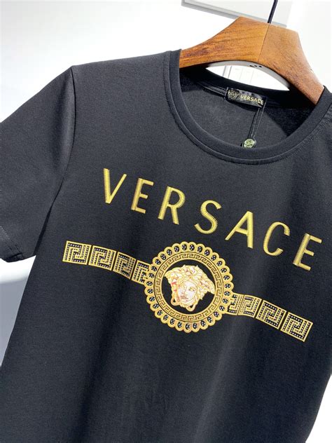 aaa replica versace shirts|Replica Clothing UK .